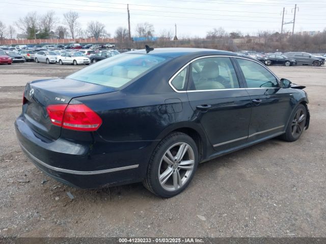 1VWBT7A33FC005702 Volkswagen Passat 1.8t Se