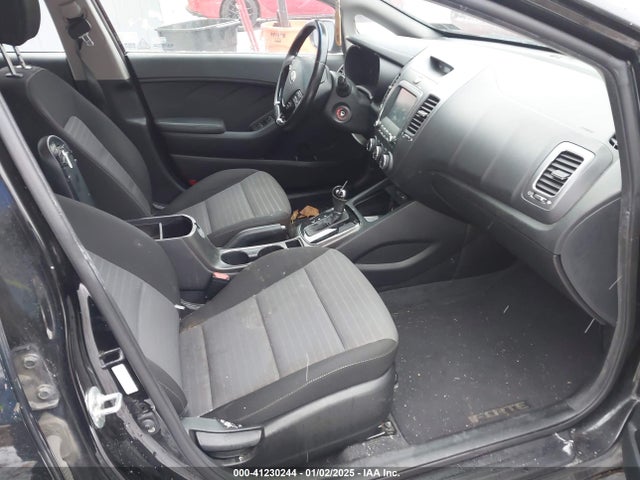 KIA FORTE S 2017 3KPFL4A70HE059444 Image 5
