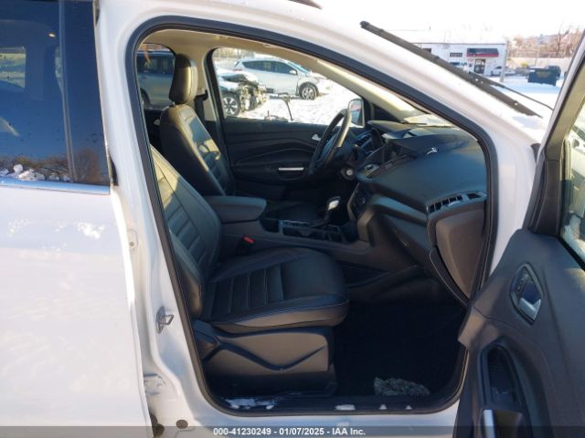 1FMCU9HD3JUA99853 Ford ESCAPE SEL