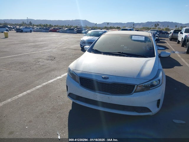 KIA FORTE LX 2017 3KPFL4A76HE116813 Image 12