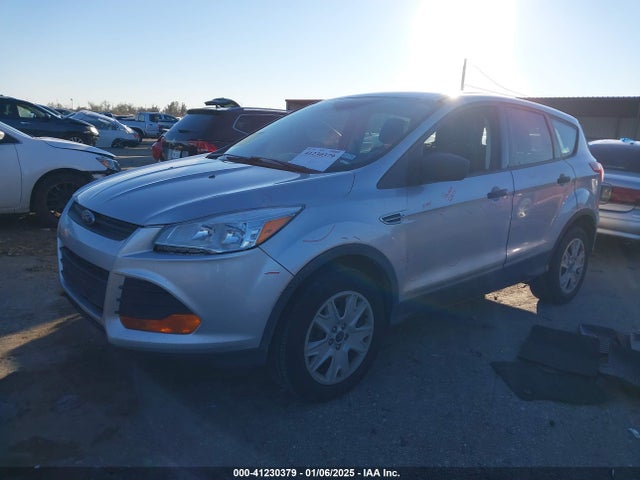 Ford ESCAPE S 2015 1FMCU0F79FUA51709 Image 2