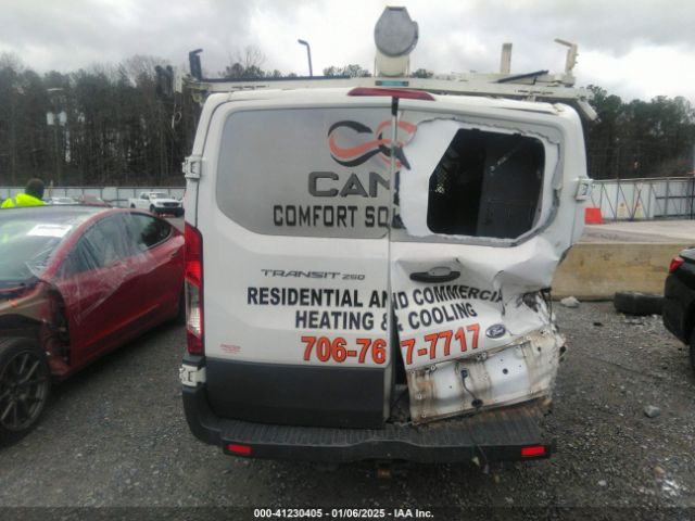 1FTYR1ZM7GKA14464 Ford Transit-250