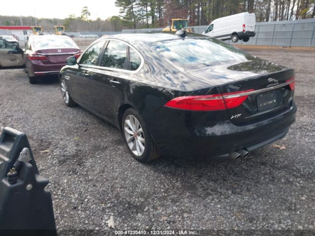 SAJBJ4BN3HCY42767 Jaguar Xf 20d Premium