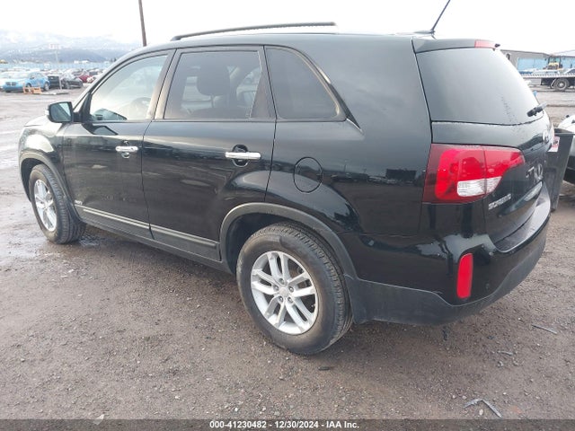 KIA Sorento Lx V6 2015 5XYKTDA75FG649766 Image 3