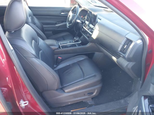 5N1DR3CB5NC267996 Nissan Pathfinder Sl 2wd