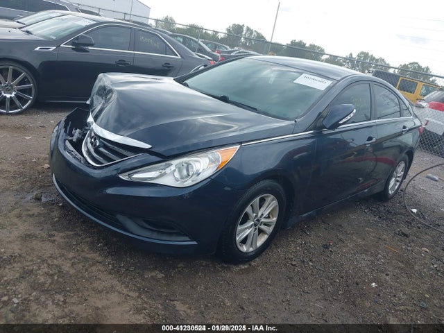 Hyundai SONATA GLS 2014 5NPEB4AC8EH862456 Image 2