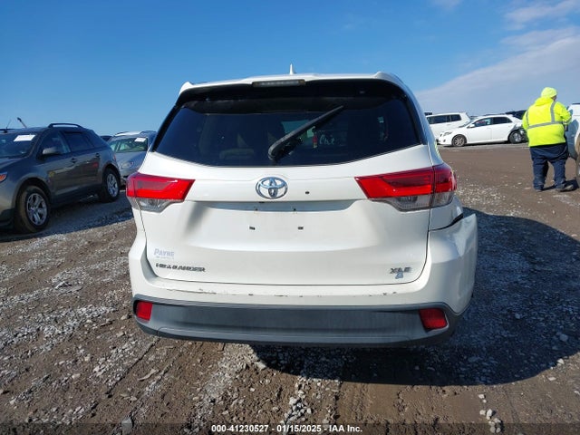 Toyota Highlander Xle 2017 5TDKZRFH5HS189589 Image 15