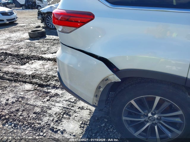 Toyota Highlander Xle 2017 5TDKZRFH5HS189589 Image 16