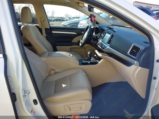 Toyota Highlander Xle 2017 5TDKZRFH5HS189589 Image 5