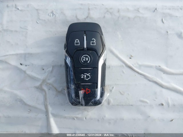 2LMTJ8LP9GBL50818 Lincoln Mkx Reserve