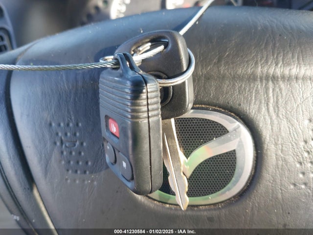 Продаж на аукціоні авто 2003 Mazda Tribute Es V6, vin: 4F2CZ06133KM38250, номер лоту: 41230584