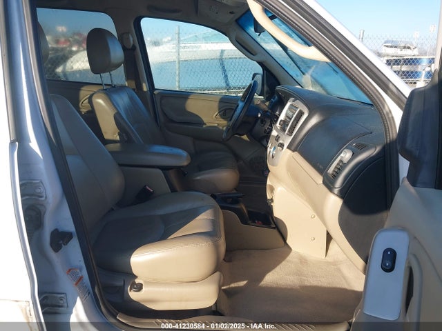 Продаж на аукціоні авто 2003 Mazda Tribute Es V6, vin: 4F2CZ06133KM38250, номер лоту: 41230584