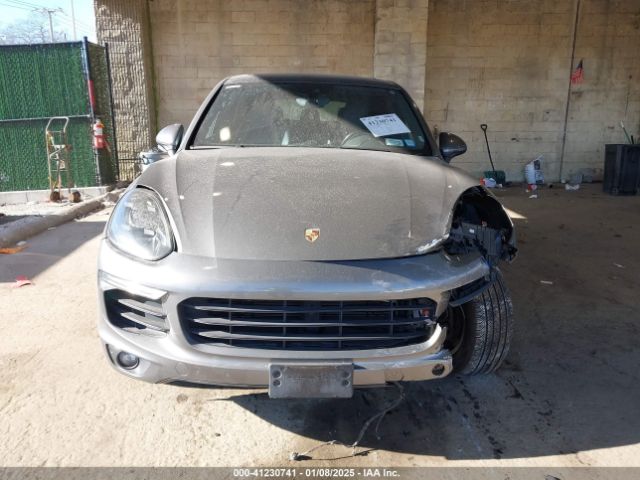 WP1AA2A23HKA82396 Porsche Cayenne
