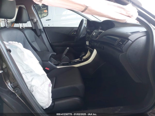 Honda ACCORD LX 2016 1HGCR2F35GA197883 Image 5