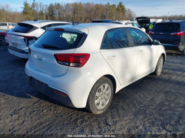 3KPA25AD5NE443465 KIA Rio 5-door S