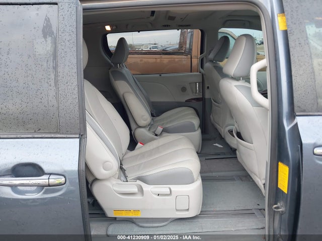 Toyota Sienna Xle/limited 2014 5TDYK3DC1ES467564 Image 8