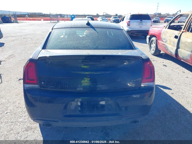 2C3CCAPJ8PH500734 Chrysler 300 300c