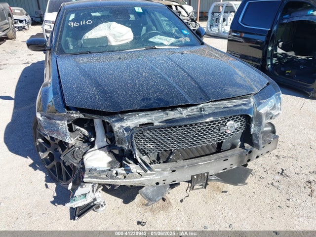 2C3CCAPJ8PH500734 Chrysler 300 300c