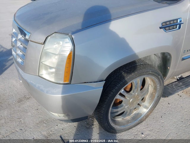 2007 CADILLAC ESCALADE ESV 1GYFK668X7R422457 Photo 5