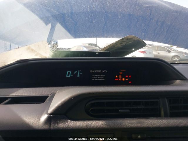 JTDKDTB30E1074980 Toyota Prius C One