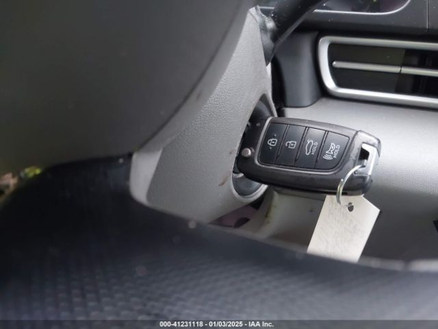 5NPLL4AG2MH014479 Hyundai ELANTRA SE