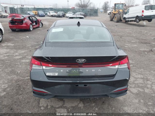 5NPLL4AG2MH014479 Hyundai ELANTRA SE