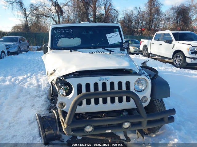 1C4BJWDG5JL895615 Jeep Wrangler Jk Unlimited Sport S 4x4