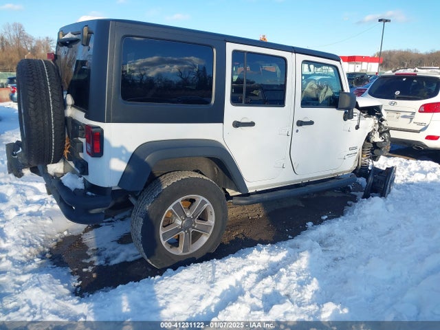 1C4BJWDG5JL895615 Jeep Wrangler Jk Unlimited Sport S 4x4