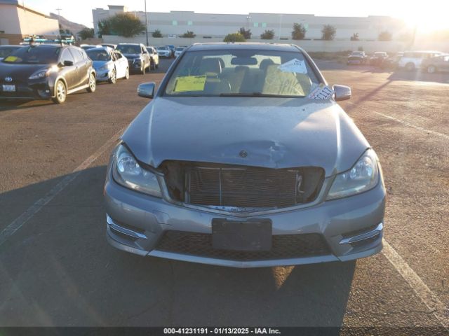 WDDGF4HB7EA929569 Mercedes-Benz C 250 Luxury/sport