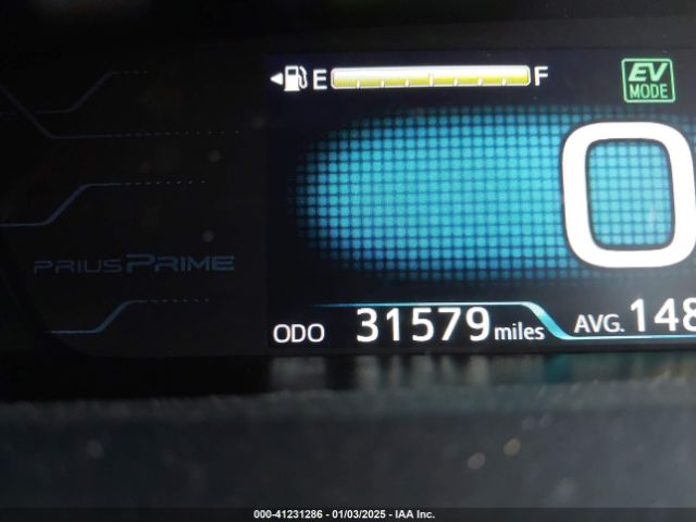 JTDKARFP2H3052352 Toyota Prius Prime Premium