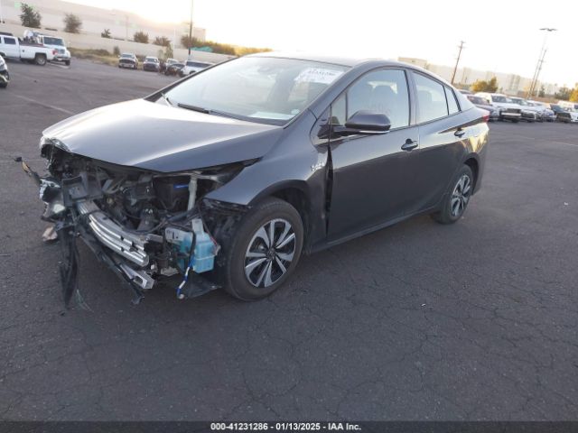 JTDKARFP2H3052352 Toyota Prius Prime Premium