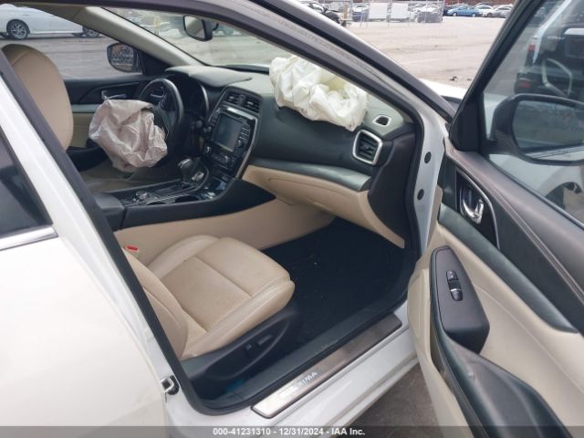1N4AA6AP9GC398002 Nissan Maxima 3.5 Sv