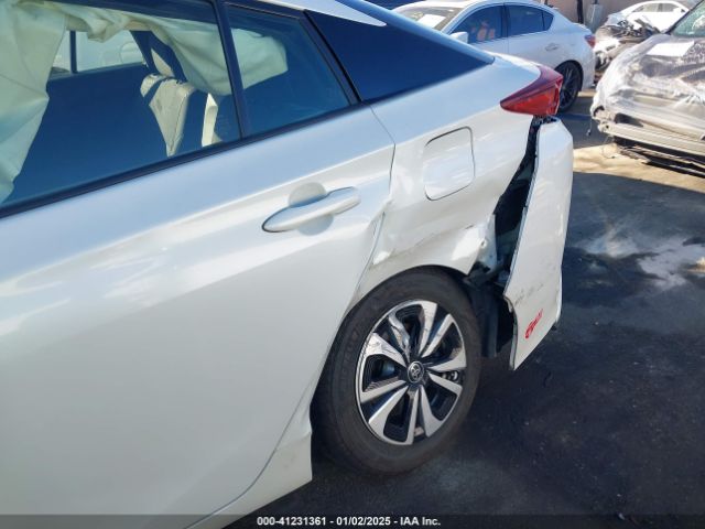 JTDKARFP6H3002618 Toyota Prius Prime Plus