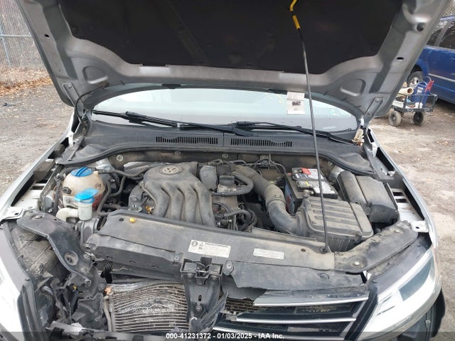 3VW2K7AJ4FM284464 Volkswagen Jetta 2.0l S