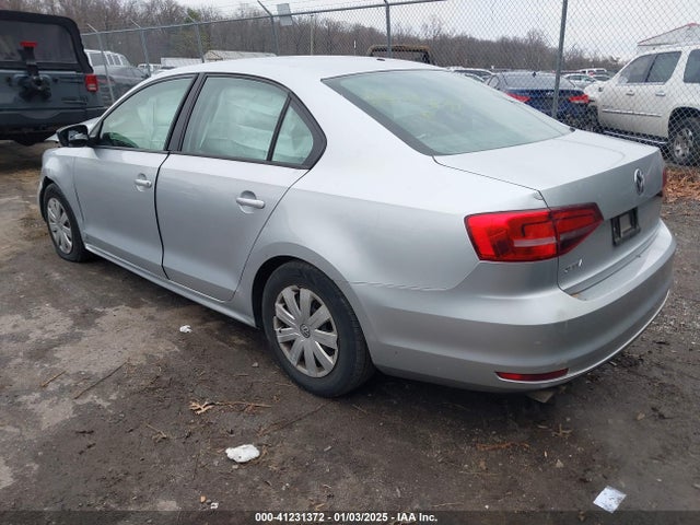 3VW2K7AJ4FM284464 Volkswagen Jetta 2.0l S