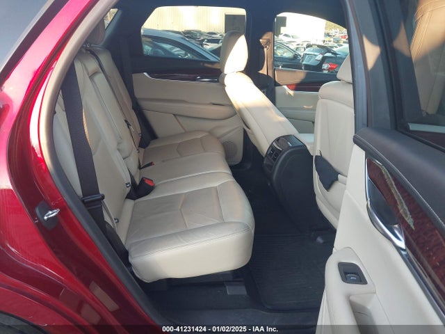 2019 CADILLAC XT5 1GYKNERS7KZ274932 Photo 7