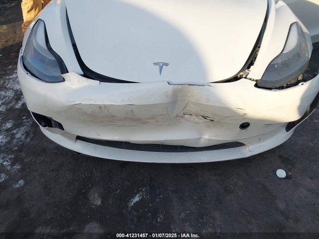 2022 TESLA MODEL 3 5YJ3E1EB8NF183736 Photo 5