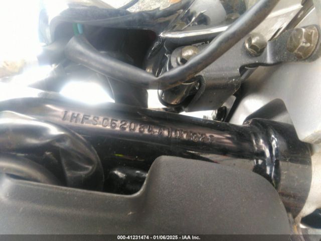 2004 HONDA VT1300 1HFSC52084A107328 Photo 9