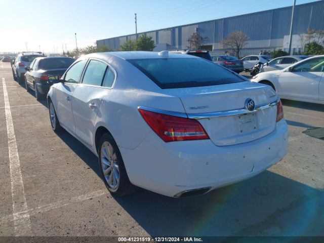 1G4GB5G32FF132832 Buick Lacrosse Leather
