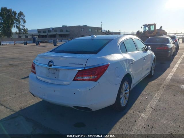 1G4GB5G32FF132832 Buick Lacrosse Leather