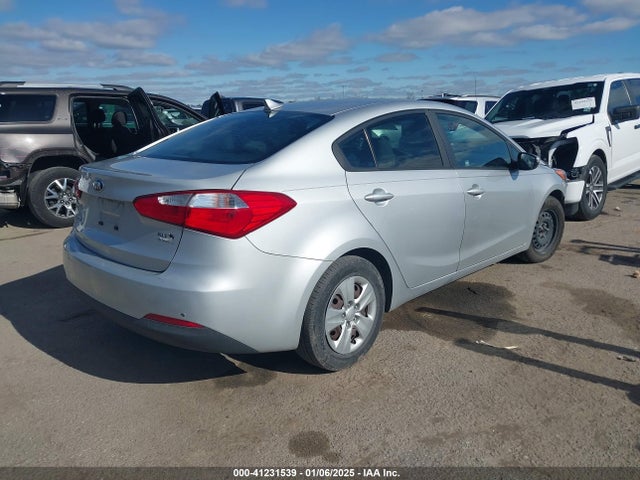 KIA FORTE LX 2016 KNAFK4A64G5466068 Image 4