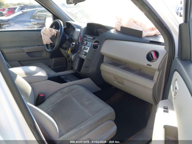5FNYF3H22FB013108 Honda PILOT LX