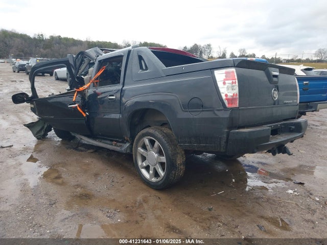 2002 CADILLAC ESCALADE EXT 3GYEK63NX2G273854 Photo 2