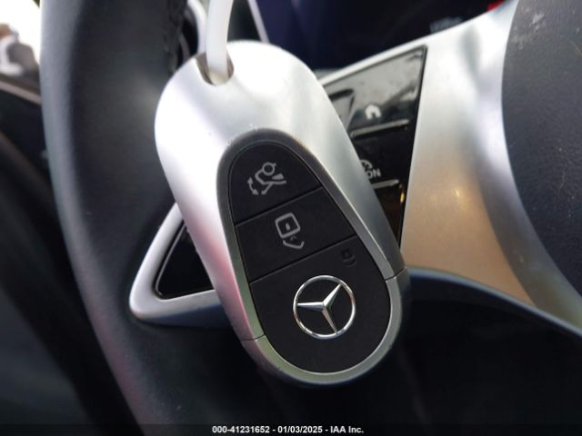 W1KAF4GB7NR062053 Mercedes-Benz C 300 Sedan