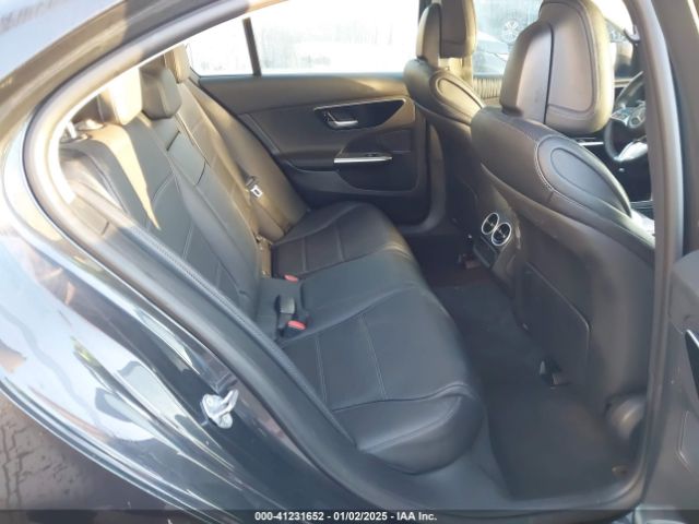 W1KAF4GB7NR062053 Mercedes-Benz C 300 Sedan