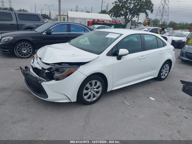 Toyota COROLLA LE 2021 5YFEPMAE9MP198950 Image 2