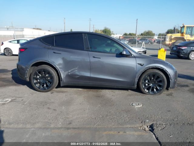 7SAYGDEEXNF366876 Tesla Model Y