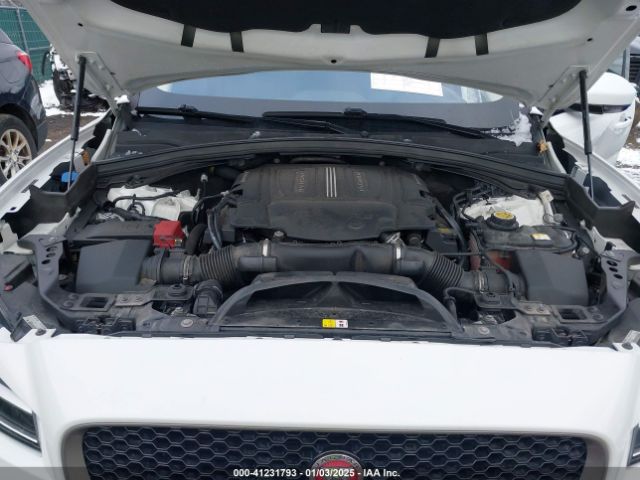 2017 JAGUAR F-PACE SADCM2BV5HA098846 Photo 9