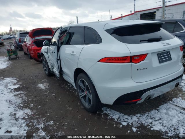 2017 JAGUAR F-PACE SADCM2BV5HA098846 Photo 2