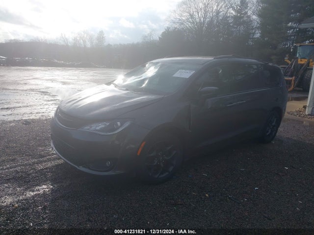 Chrysler Pacifica Touring L 2018 2C4RC1BG6JR309543 Image 2